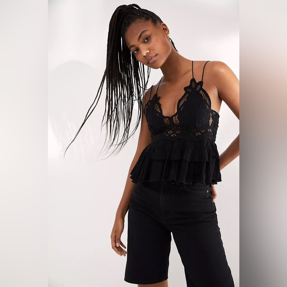 Free People Adella Tiered Ruffle Cami Floral Lace Peplum Top Black NWT XS - Picture 4 of 6